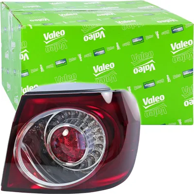 Jobb oldali LED hátsó lámpa Valeo 044066 a VW Golf Plus FL-hez